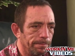 Raw dick sucking with an old mature blue collar working man