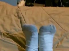 Daddy twinks porn He films his ultra-cute feet in a pair of