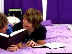 Gay piss and cum in toilet porn movie Thankfully for Craig, Damien is