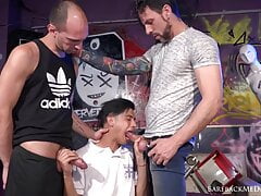 Daddies Spit Roast Young Ringo