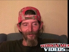 Bearded mature guy shows his impressive dick and jerks off