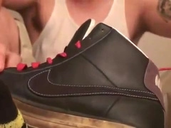 Smoke Spit Sneax Pits