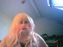 Fuckpig fag Sarah's harassment, she faps, romps her sphincter gash, eggs and pies face