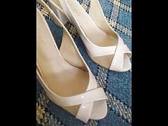 Toe Fucking a hijabed young slut's Sandals