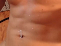 Handsome fitted dude wanking big cock