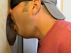 OUT OF TOWNER VISITS GH-BIGGEST DICK EVER AT MY GLORYHOLE