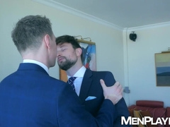 Drew Dixons bottoming skills put to the test as Kayden Gray pounds him