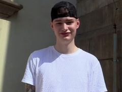 Two Czech hotties give him DOUBLE the pleasure