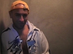 Un ptit Rebeu de NIORT se fait baiser dans sa cave