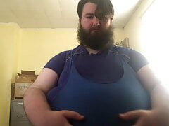 Sloshy belly and belly play p2 (padding)