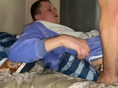 Stepparent pounds lad's cock-squeezing butt early in the morning - 505