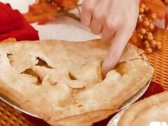 Daddy Drilled The Sweet Hole of His Bottom Boy!