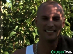 Bisex Bear Faps Outdoor