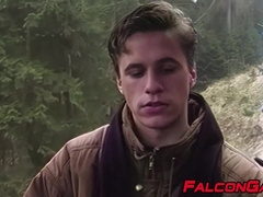 Irresistable oral fuck between Alex and Viktor in a cable car