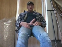 Beefy Farm Daddy Jerks Off & Cums
