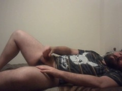 Jerking off a Latino gamer from Chile