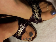 Feet in Nylons and Heels Piss Compilation 5