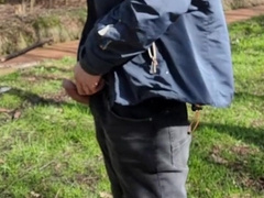 TwinkBoy mastrubate outside