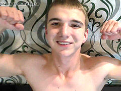 dude handhelping 5.mp4