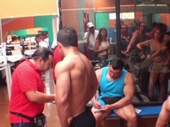 MUSCLEBUTT WORSHIP BODYBUILDER THONG BUBBLE BUTT