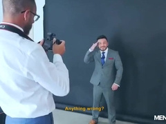 Peeping Photographer (kike Gil, Leo Rosso)