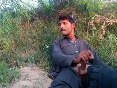 Gulzaminkhan77 enormous black spunk-pump