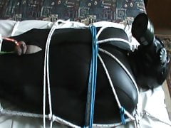 Gasmask, neoprene, CBT and enjoying