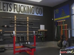 Stud getting edged in the gym