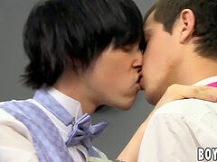 2 rough punk twinks go down on each others ass hard