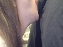 Изменила своему парню на вписке, со взрослым мужчиной.