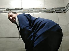 BIGGBUTT2XL TWERKING IN SUNOCO BATHROOM IN SOUTH PHILLY