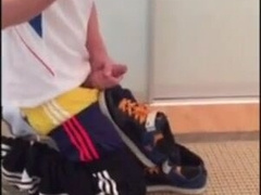 Twink Handjob Amateur Video - Sehr Geil 3