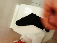 Huge load on Black socks - Fette Ladung auf schwarze socks