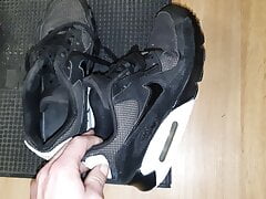 Her Nike Air Max 90 - well fucked