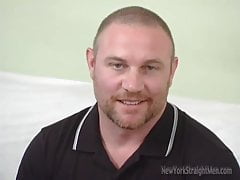 Straight man gets head and cums in mouth