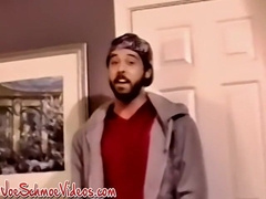 Hetero boy milks off before his beefstick gets throated