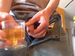 Camshow live 46 (piss & foreskin play)