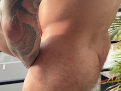 PARENT CAME TO BRAZIL TO LICK A ULTRA-KINKY MALOKA.