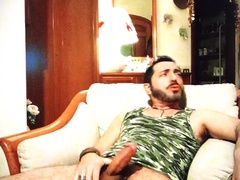 Heterosexual spectacular boy bored wanking his ample penis