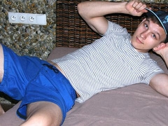 Marc Hughey just quickly jerking off to hot porn