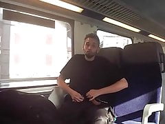 SBahn Wixxer Wichsen Spritzen 1