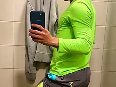 Big Legs and Big Pack