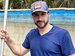 Outdoor bareback sex with strong Liam Cox and Luke Ryder