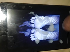 Gotsole feet cum tribute 3 (rub it in)