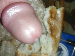 Cumming on bread