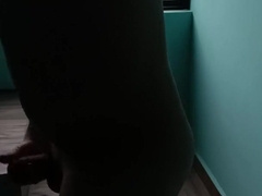 Convenci a mi amigo de qué me enviara un vídeo masturbándose