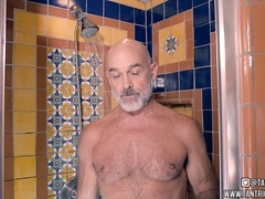 Expert advice: How to properly clean your privates!