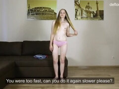 Inocente, Pequeña, Coño, Afeitado, Solo, Adolescente, Apretado, Virgen