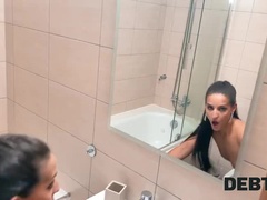 Брюнетки, Измена, Чешки, Секс без цензуры, Соблазенение, Сиськи, Странности, Жена