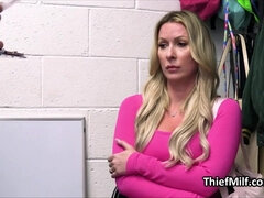 Tetas grandes, Rubia, Tetona, Madura, Sexo duro, Madres para coger, Oficina, Realidad